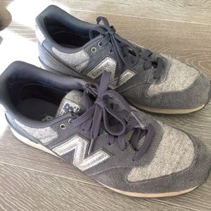 New Balance WL696 Capsule Pack Classic Sneaker